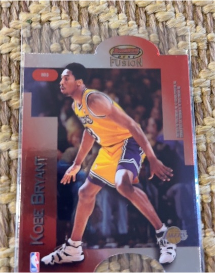 1998-99 Bowman's Best Mirror Image #MI6 Kobe Bryant — front