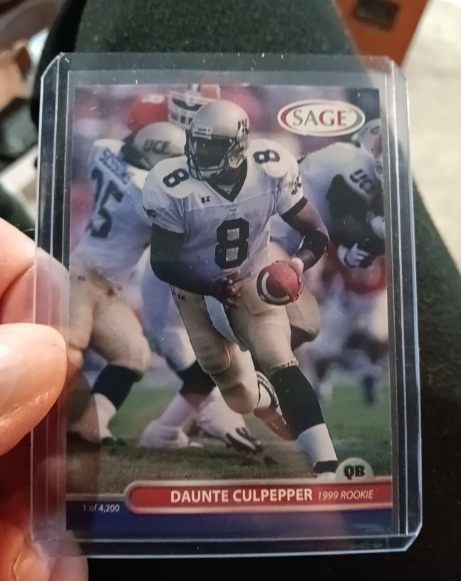 1999 SAGE #1 Daunte Culpepper Rookie — front