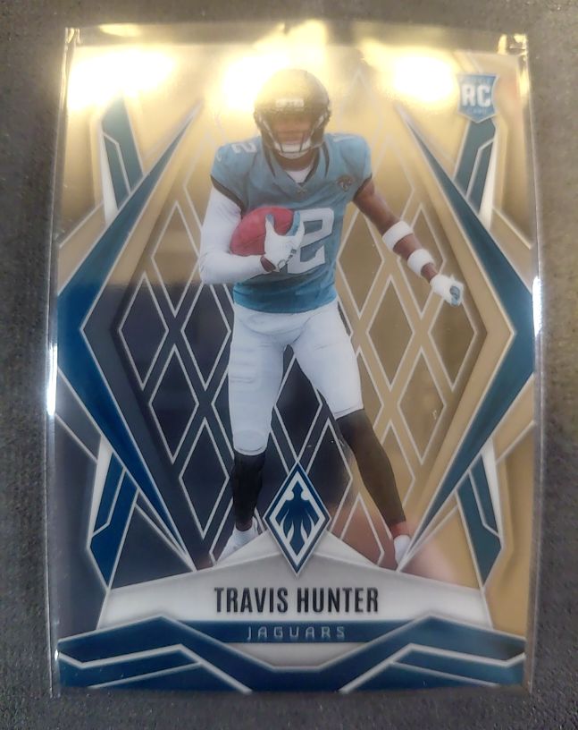 2025 Panini Phoenix #157 Travis Hunter — front