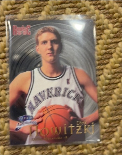 1998-99 Fleer Brilliants #109 Dirk Nowitzki — front
