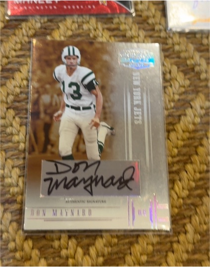 2005 Donruss Gridiron Gear #1 Don Maynard — front
