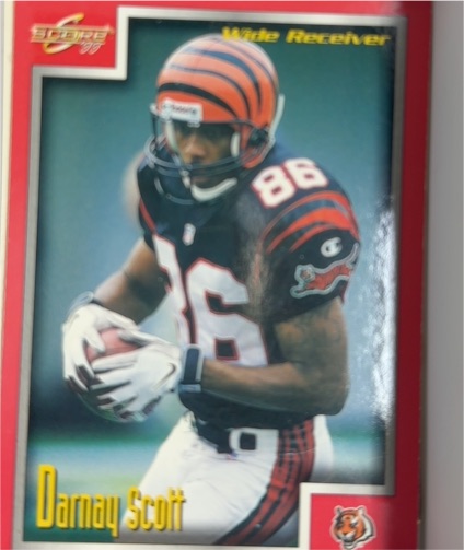 1999 Score #119 Darnay Scott — front