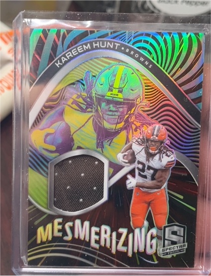 2021 Panini Spectra Mesmerizing #ME-KH Kareem Hunt — front