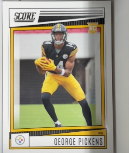 2022 Panini Score #383 George Pickens — front