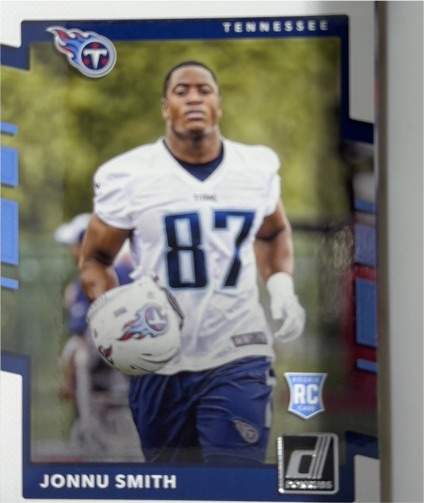 2017 Donruss #374 Jonnu Smith — front