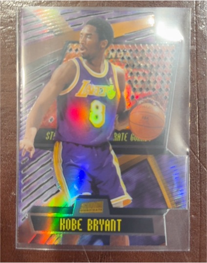 1998-99 Topps Stadium Club Triumvirate #T13A Kobe Bryant — front