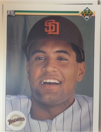 1990 Topps #19 Tony Gwynn — front