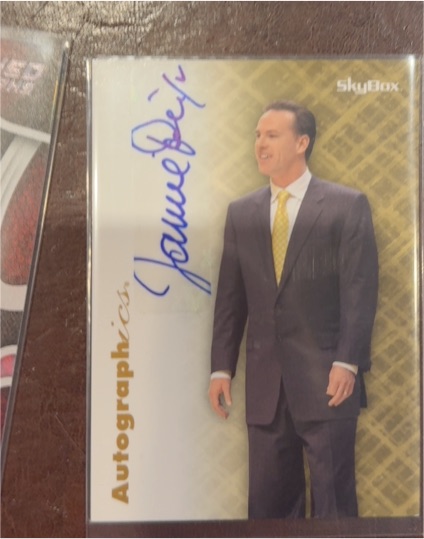 2010 SP Authentics Billy Donovan Autograph Card — front