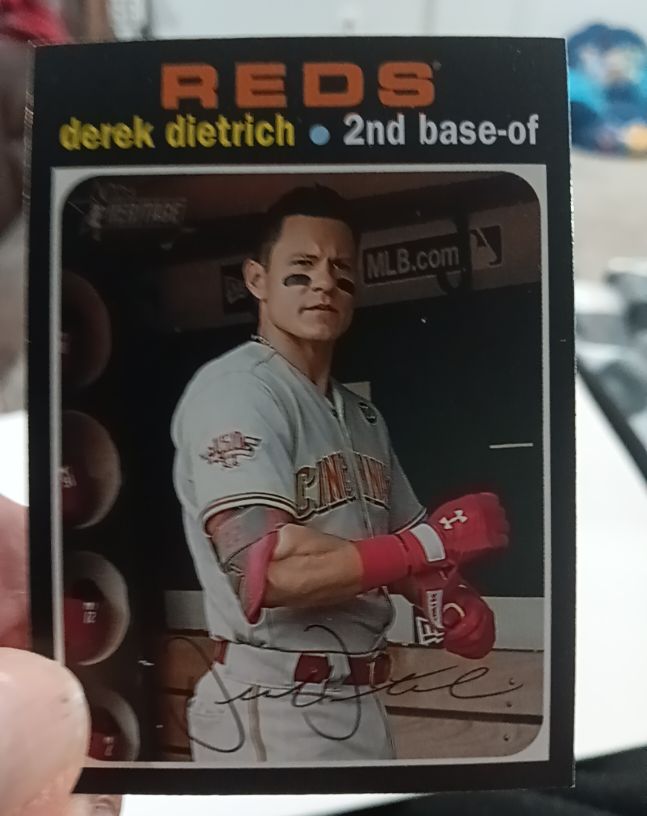 2020 Topps Heritage #6 Derek Dietrich — front
