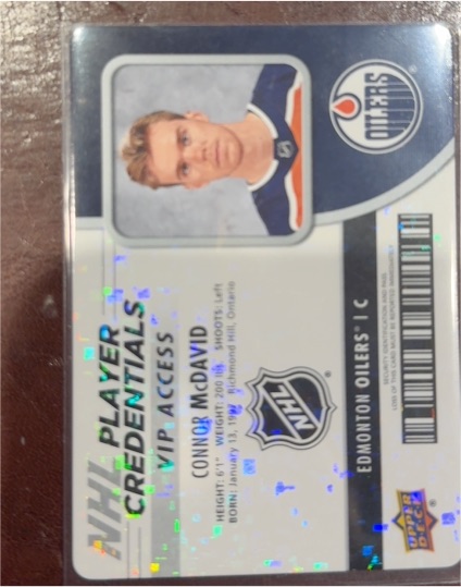 2018 Upper Deck MVP Player Credentials #NHL-CM Connor McDavid — front
