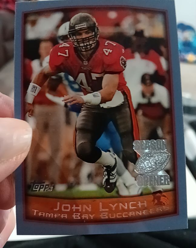 1999 Topps Season Opener #112 John Lynch — front