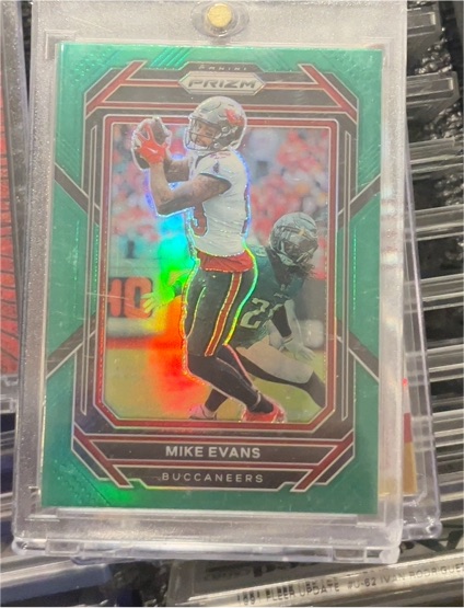 2022 Panini Prizm #275 Mike Evans — front