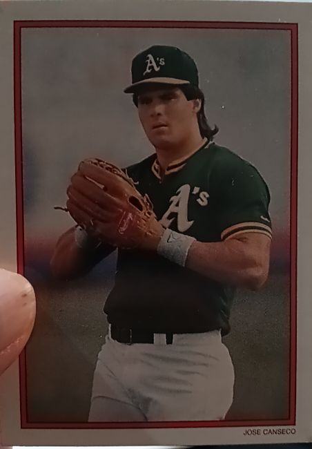 1990 Topps #31 Jose Canseco — front