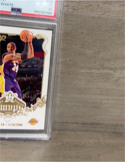 2008-09 Upper Deck MVP Kobe Bryant MVP Black Border #KB32 — front