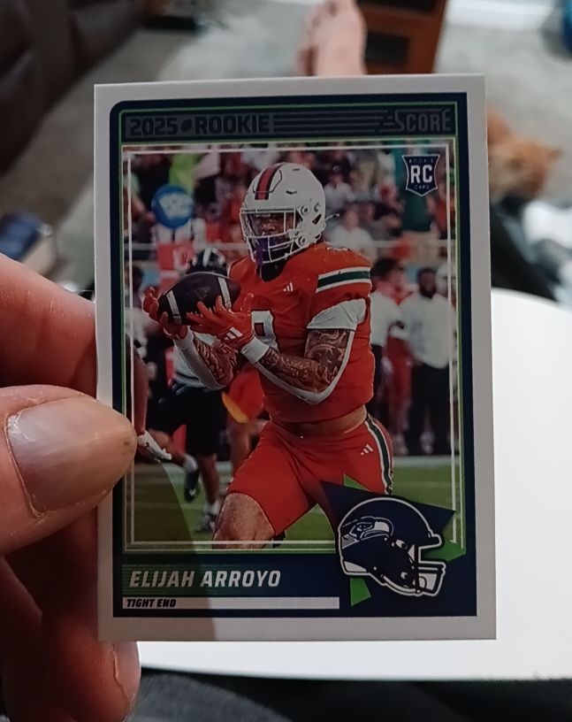 2025 Panini Score #50 Elijah Arroyo — front
