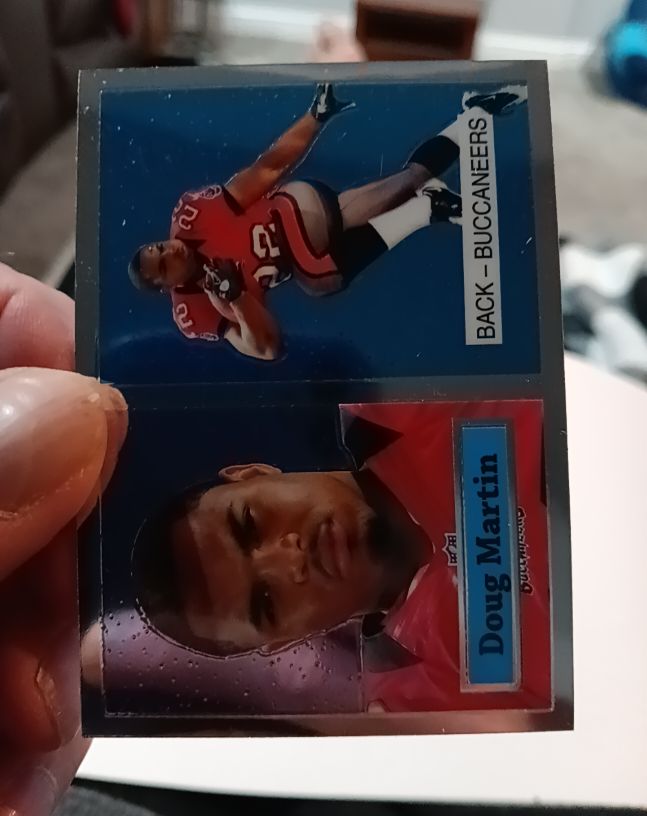 2012 Topps Chrome 1957 #25 Doug Martin — front