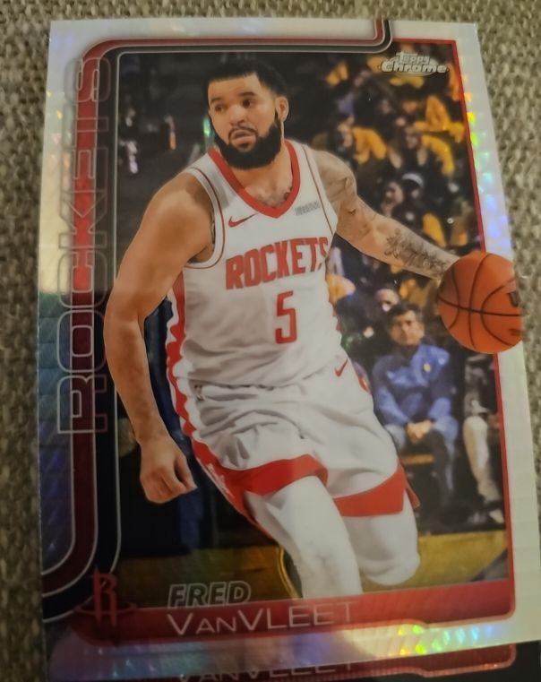 2025-26 Topps Chrome #66 Fred VanVleet Houston Rockets — front