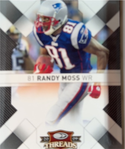 2009 Donruss Threads #81 Randy Moss — front