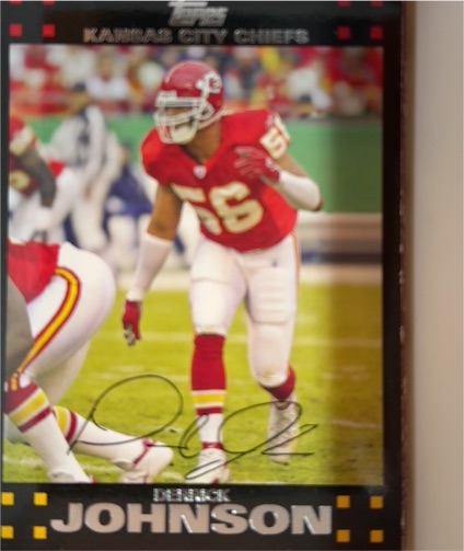 2007 Topps #275 Derrick Johnson — front