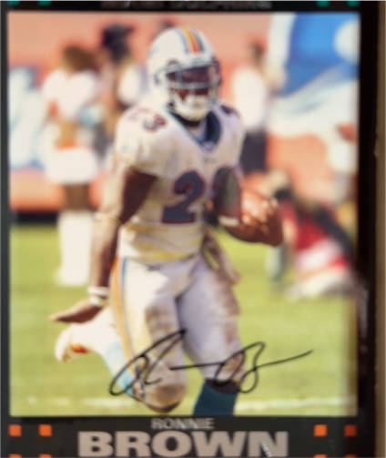 2007 Topps #79 Ronnie Brown — front