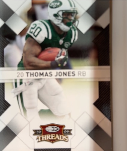 2009 Donruss Threads #20 Thomas Jones — front