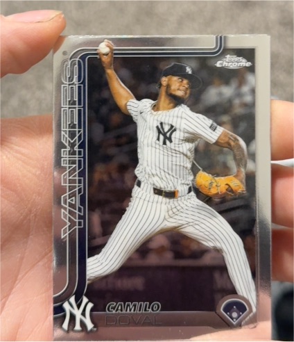 2025 Topps Chrome #USC48 Camilo Doval — front