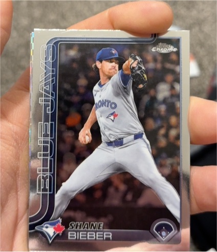 2025 Topps Chrome Update #USC52 Shane Bieber — front