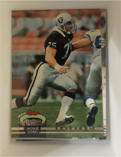 1992 Topps Stadium Club #147 Howie Long — front