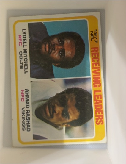 1978 Topps #332 1977 Receiving Leaders Lydell Mitchell / Ahmad Rashad — front