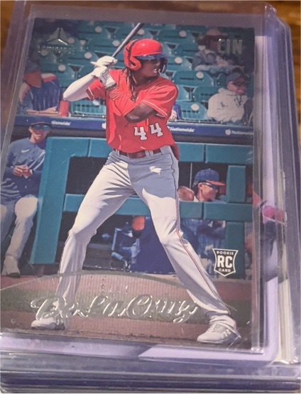 2023 Panini Chronicles Luminance #25 Elly De La Cruz — front