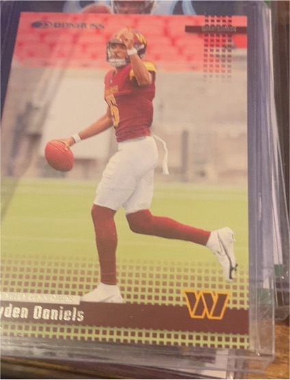 2024 Panini Donruss Retro 2004 #22 Jayden Daniels — front