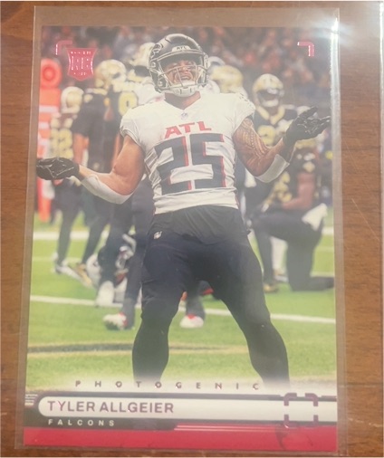 2022 Panini Chronicles #PH-50 Tyler Allgeier Photogenic — front