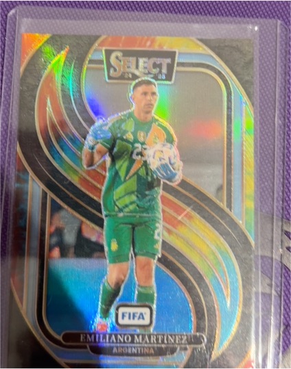 2024-25 Panini Select FIFA #160 Emiliano Martinez — front