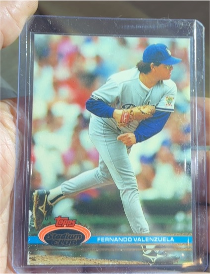1991 Topps Stadium Club #57 Fernando Valenzuela — front