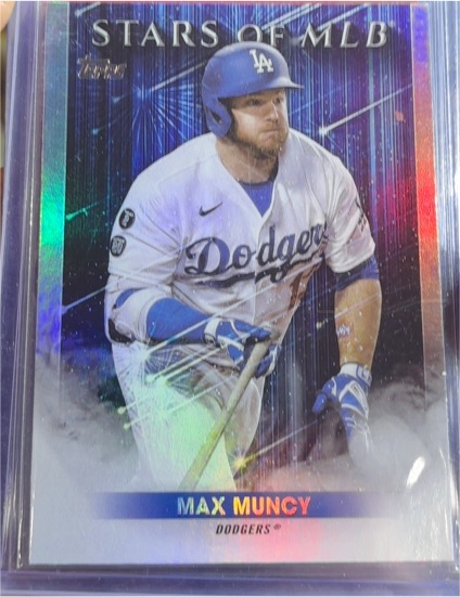 2022 Topps Series 2 Stars of MLB #SMLB-60 Max Muncy — front