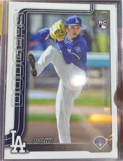 2025 Topps Series 2 #OTB2-24 Roki Sasaki — front