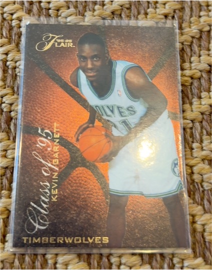 1995-96 Flair Class of '95 #R2 Kevin Garnett — front