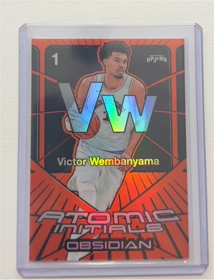2024-25 Panini Obsidian #1 Victor Wembanyama Atomic Initials — front