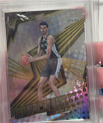 2023-24 Panini Revolution #15 Victor Wembanyama Shockwave Rookie — front