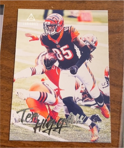 2020 Panini Chronicles Luminance #214 Tee Higgins — front