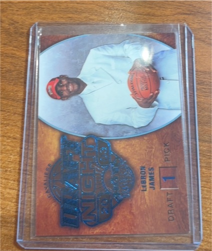 2008-09 Fleer Hot Prospects Draft Night Blue #102 LeBron James — front