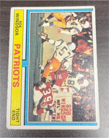 1974 Topps Football #49 Bob Windsor — front