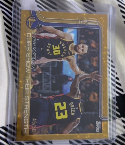 2025-26 Topps #291 Dubs Nation: Dubs Show Their Strength Stephen Curry Draymond Green — front