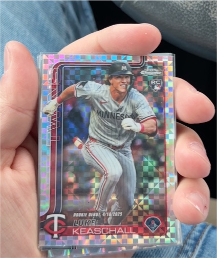 2025 Topps Chrome Update #USC134 Luke Keaschall Rookie Debut X-Fractor — front