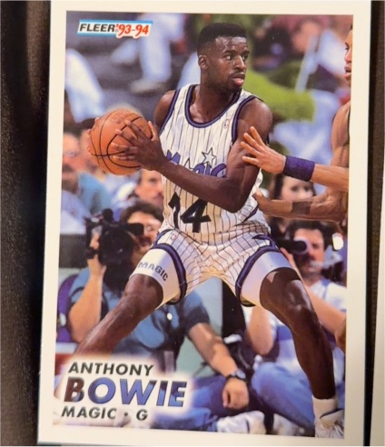 1993-94 Fleer #148 Anthony Bowie — front