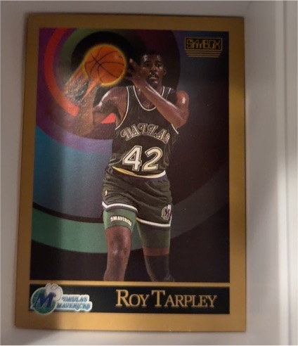 1990-91 SkyBox #67 Roy Tarpley — front