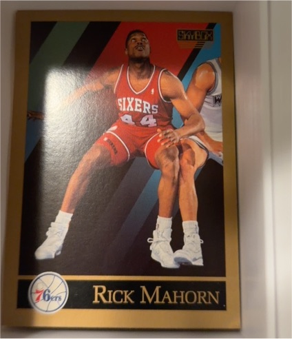 1990-91 SkyBox #217 Rick Mahorn Philadelphia 76ers — front