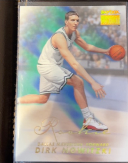 1998-99 Skybox Premium #255 Dirk Nowitzki Rookie Card — front