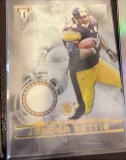2001 Pacific Private Stock Titanium Jerome Bettis — front