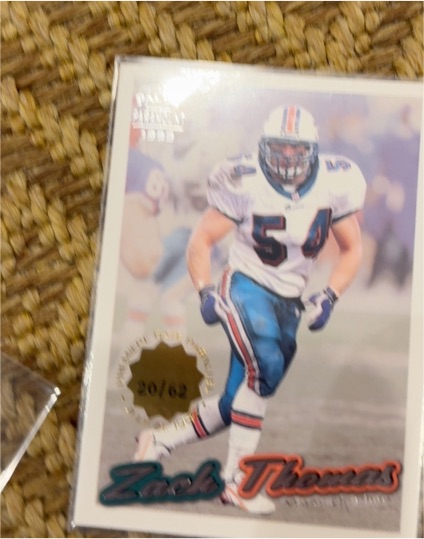 1999 Pacific Paramount Premiere Date #20 Zack Thomas — front